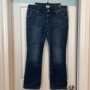 Hudson Beth Mid Rise Baby Bootcut Jean in Size 32